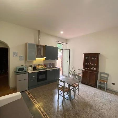 Victoria House Bed & Breakfast Pisa