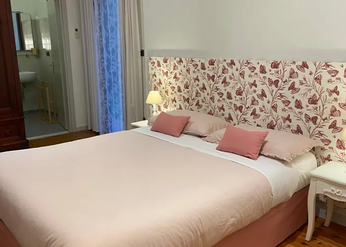 Bed & Breakfast Victoria House 4*